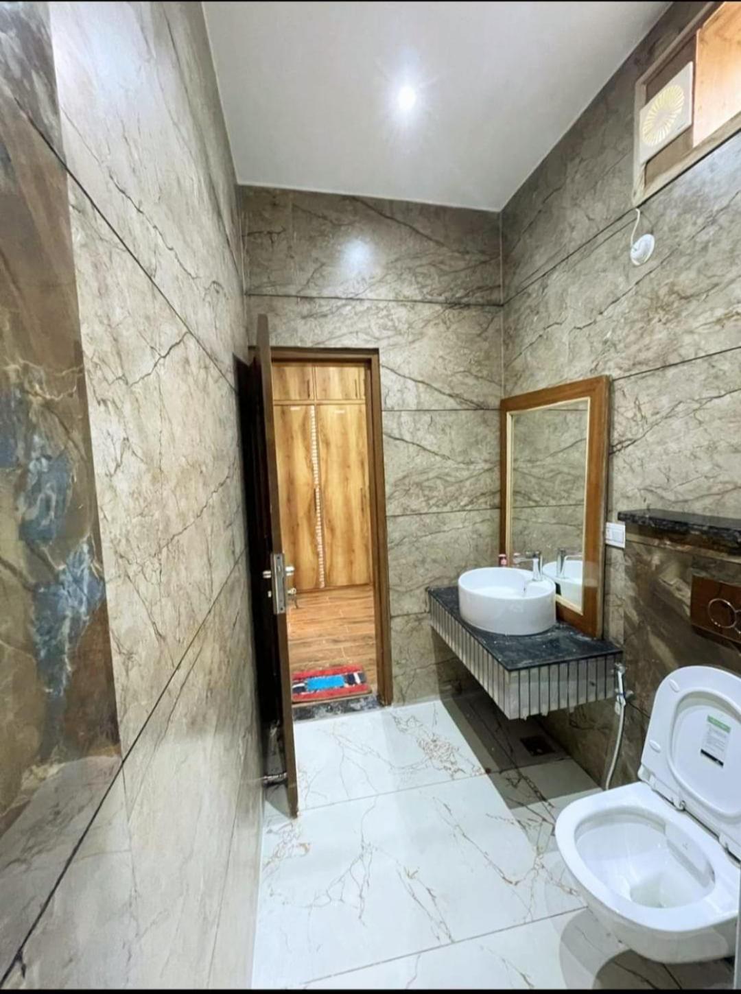 אגרה Townhouse 03 Hotel מראה חיצוני תמונה